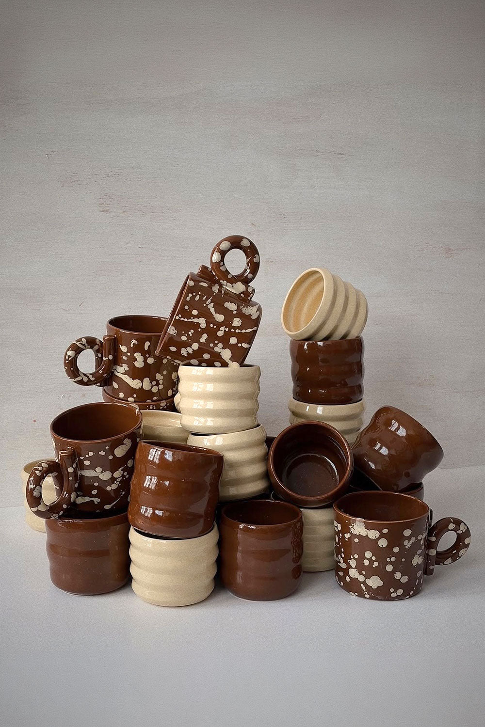 LUZ CERAMICS - BROWN CUP